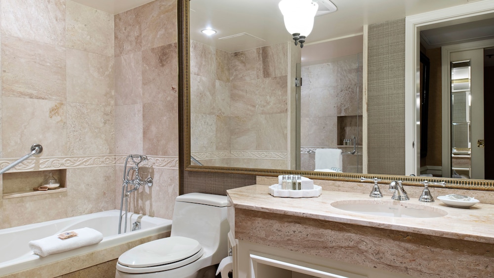 Wedgewood Hotel & Spa