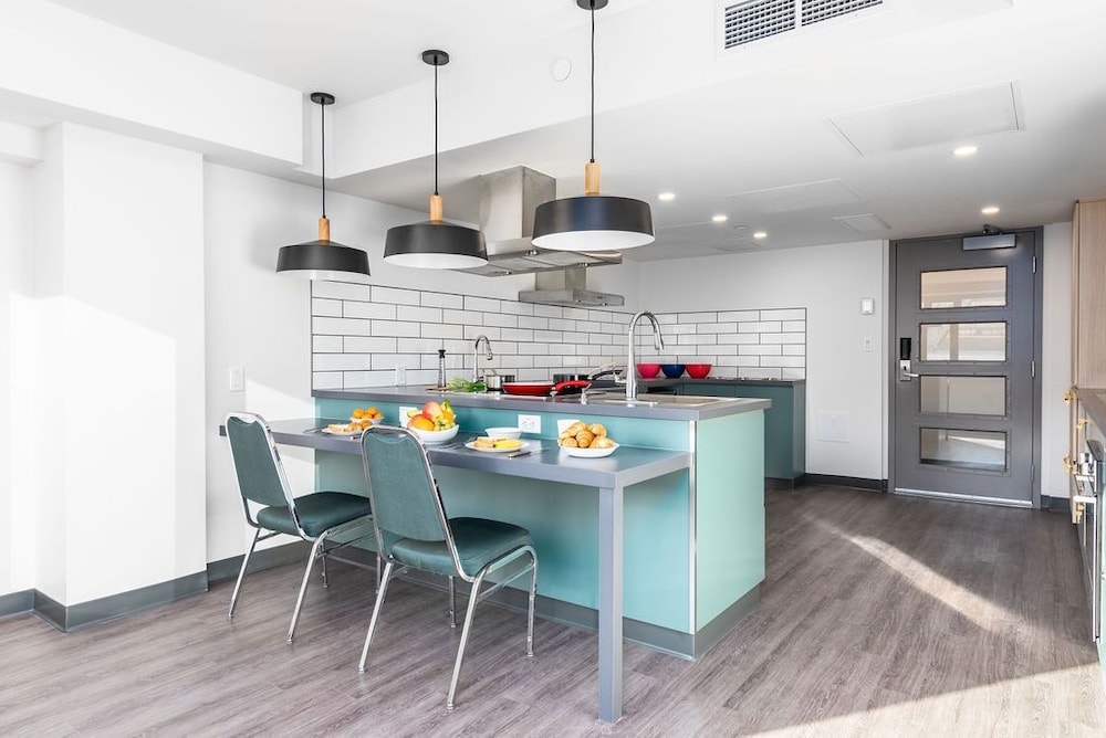 YWCA Hotel Vancouver