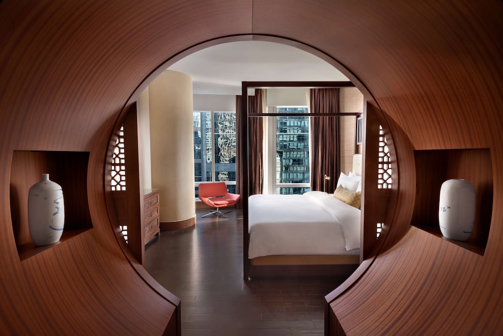 Shangri La Hotel Toronto
