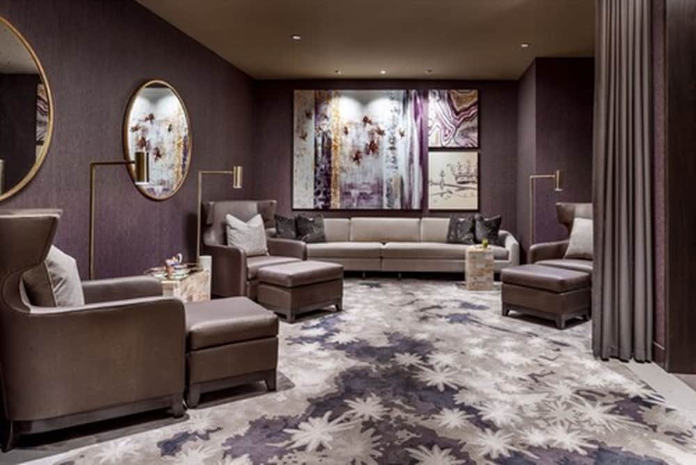 The Omni King Edward Hotel