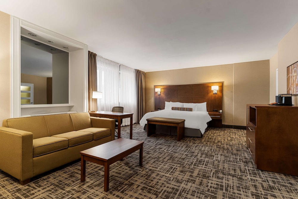 Best Western Ville Marie Montreal Hotel & Suites