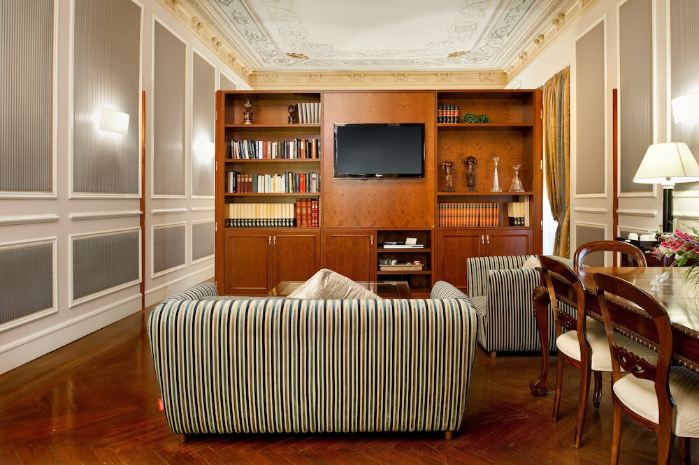 Catalonia Las Cortes