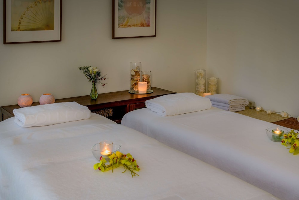 NH Collection Madrid Colón