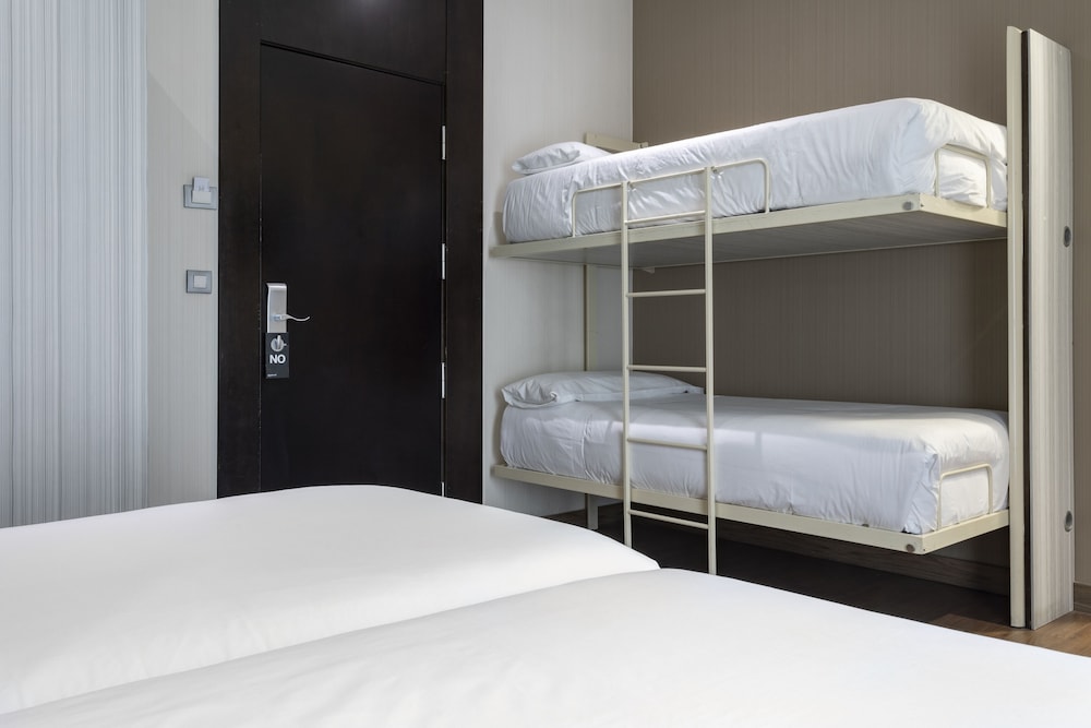 Petit Palace Triball