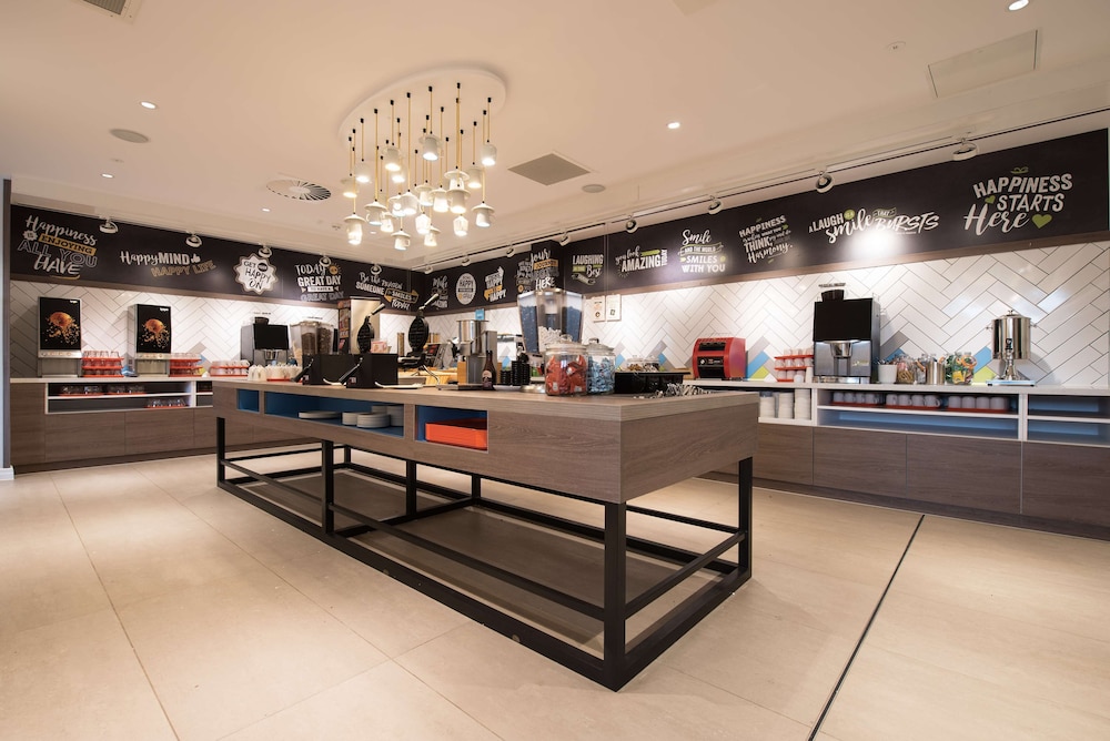 Hampton by Hilton Edinburgh Westend