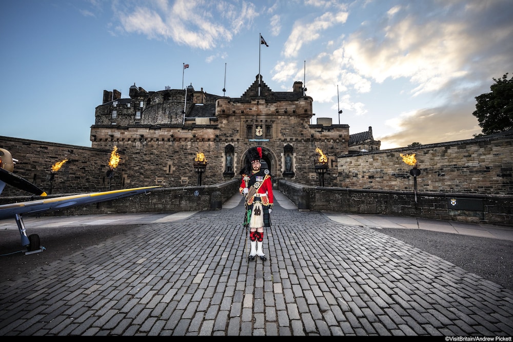 Holiday Inn Express Edinburgh Waterfront