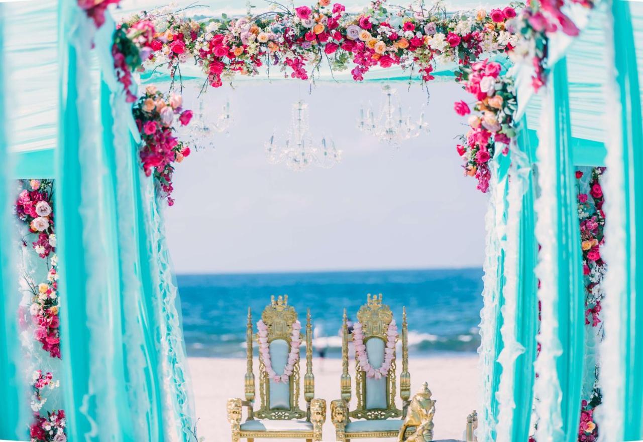 Hotel del Coronado Curio Collection by Hilton