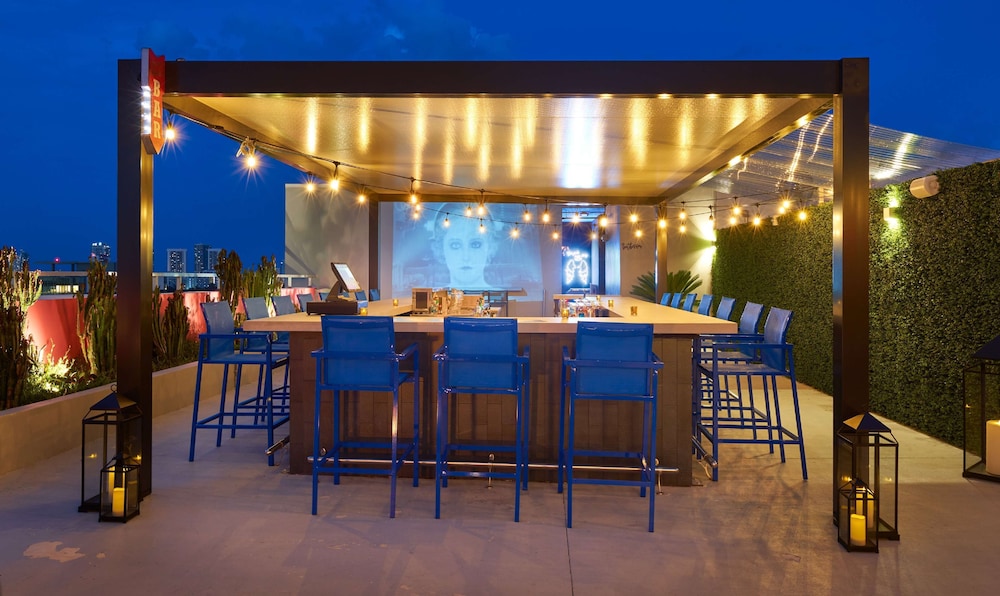 SERENA Hotel Aventura Tapestry Collection by Hilton