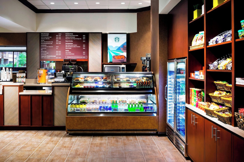 Sheraton Suites Orlando Airport Hotel