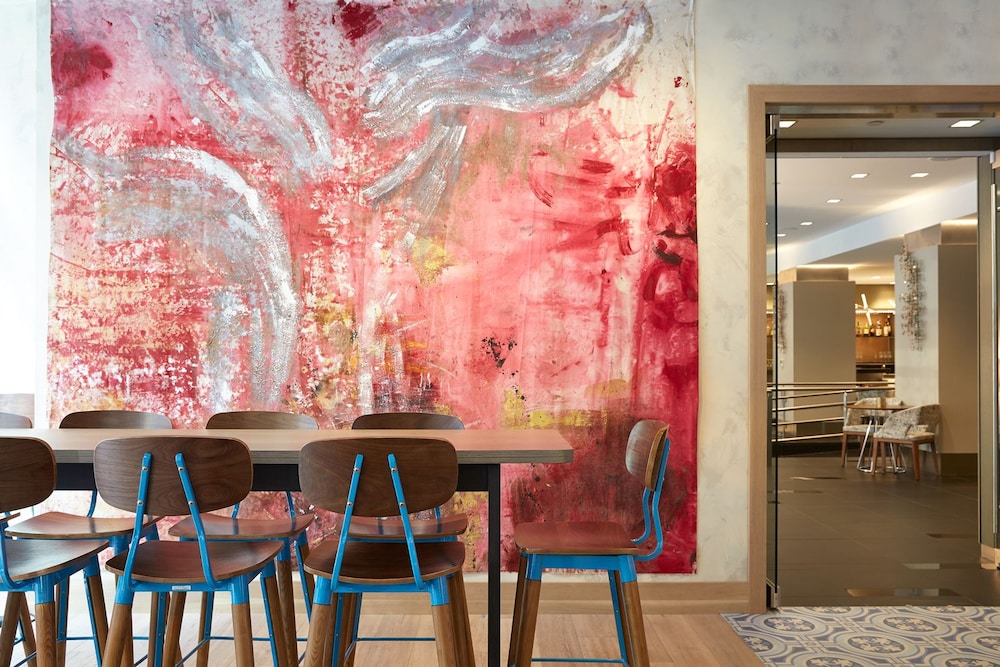 The Godfrey Hotel Boston